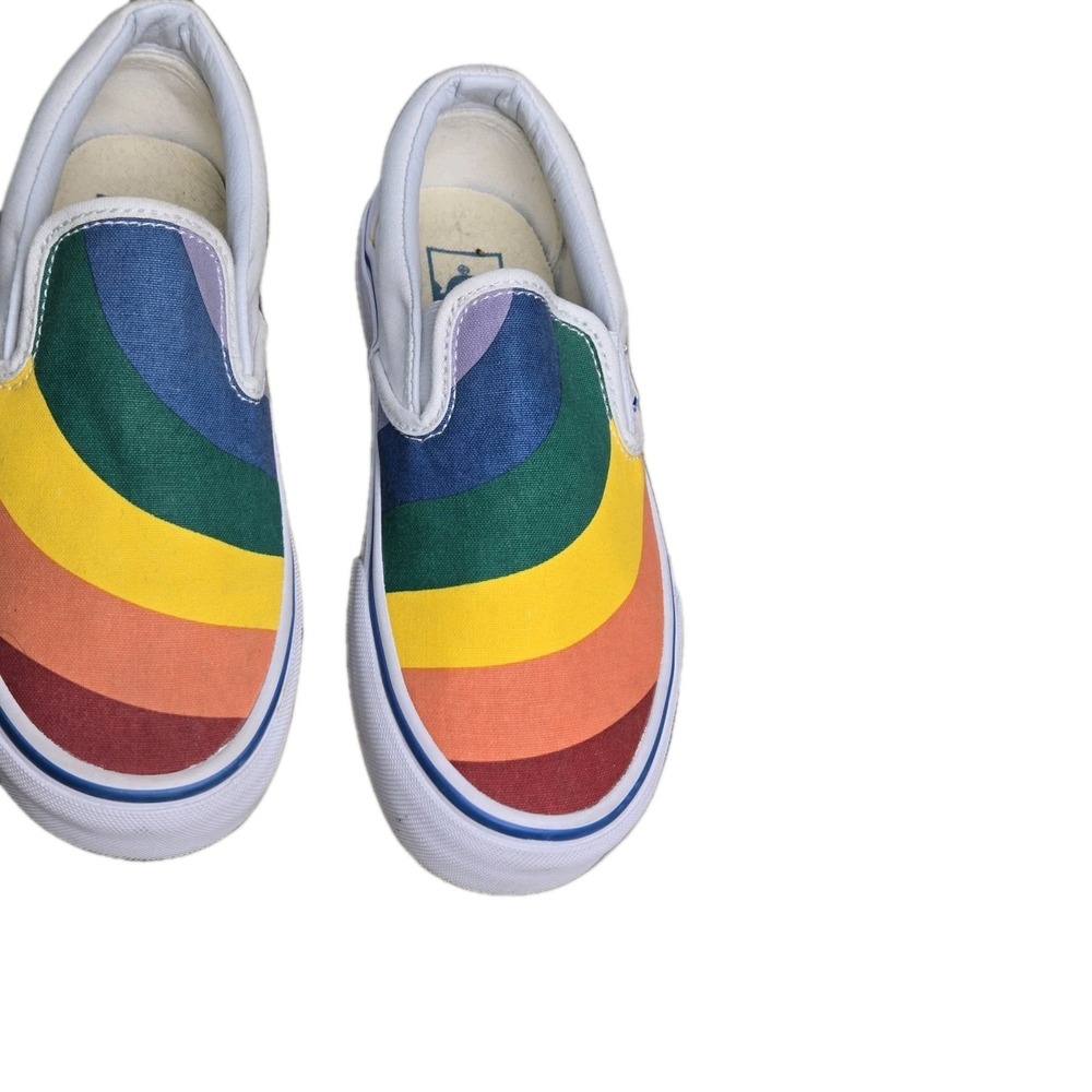 Vans Classic Slip On Rainbow Pride Womens Size 5 Retro 90 style Skate